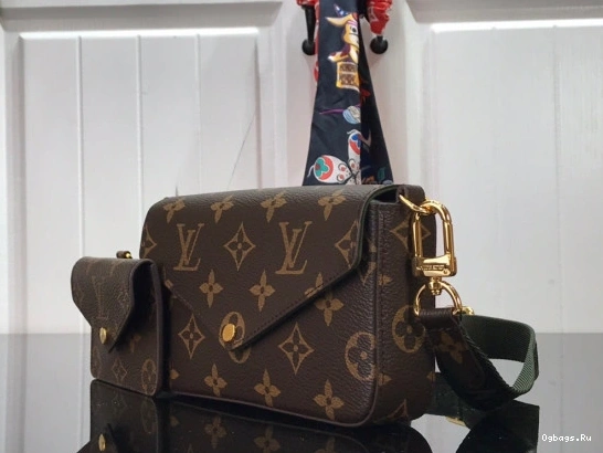 LOUIS GO & FELICIE VUITTON STRAP 0106
